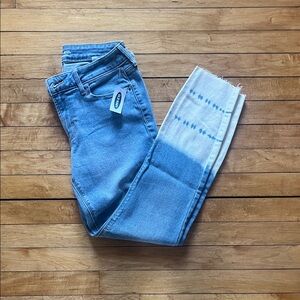 NWT Old Navy Mid-Rise Rockstar Super Skinny Ankle Jeans, size 4